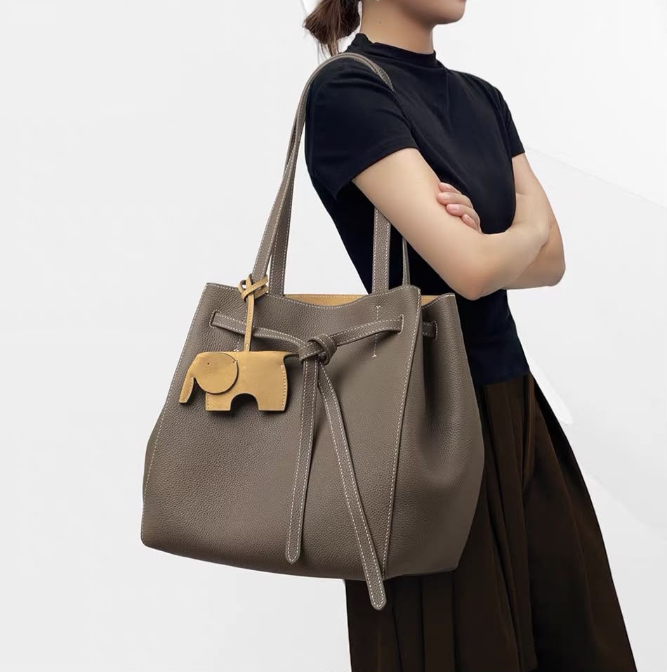 Elephant Dark beige tote