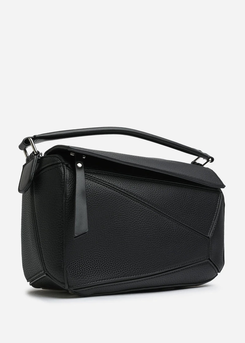 Estelle Cross Black