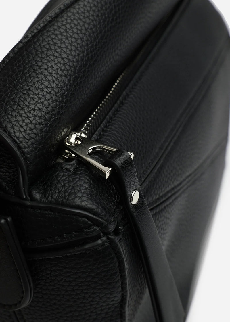 Estelle Cross Black