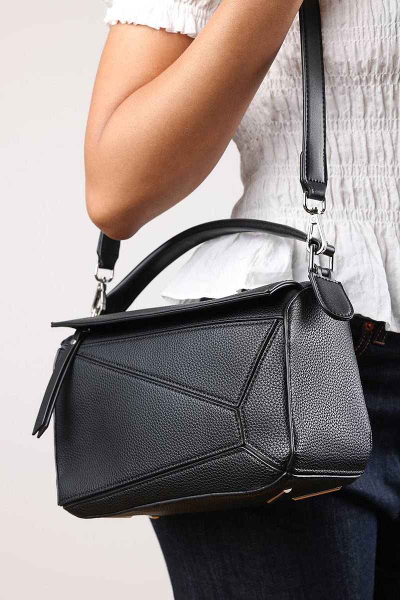 Estelle Cross Black