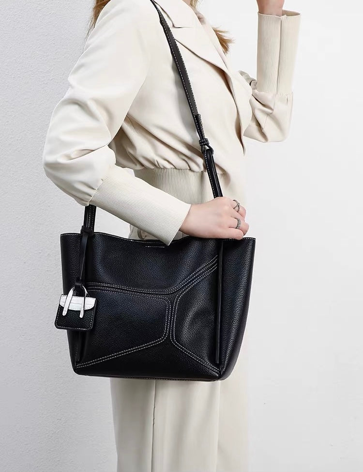 Estelle Tote black
