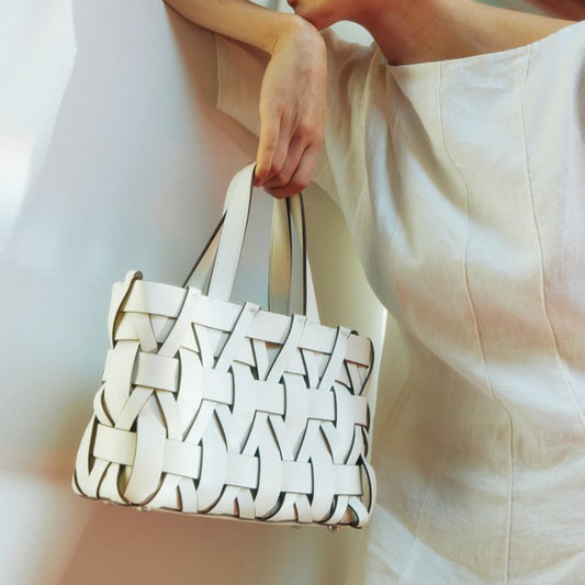 Lutos White