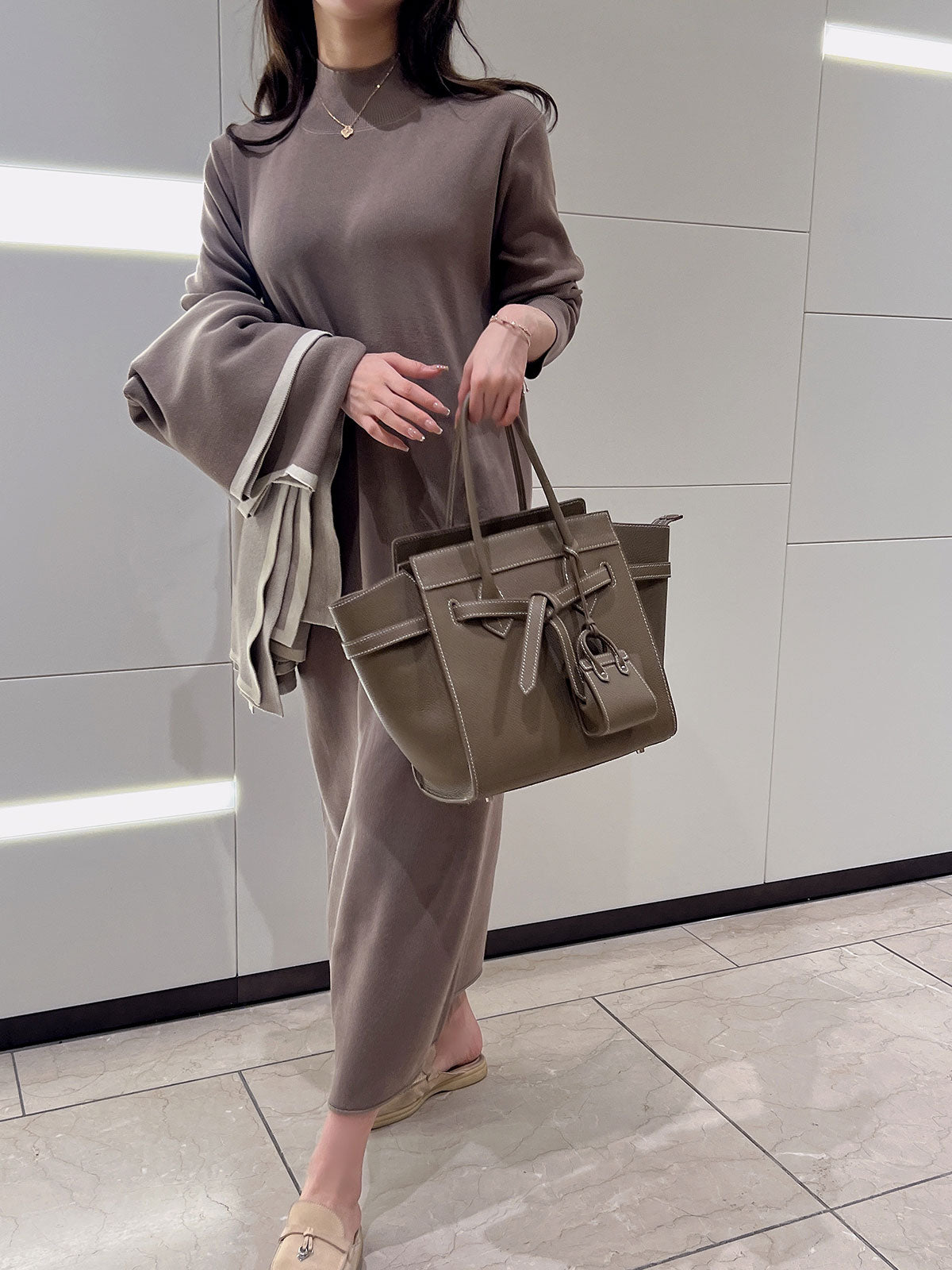 Hana Tote Grey