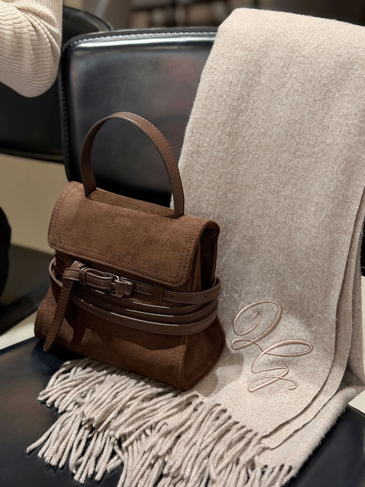 SUEDO Brown