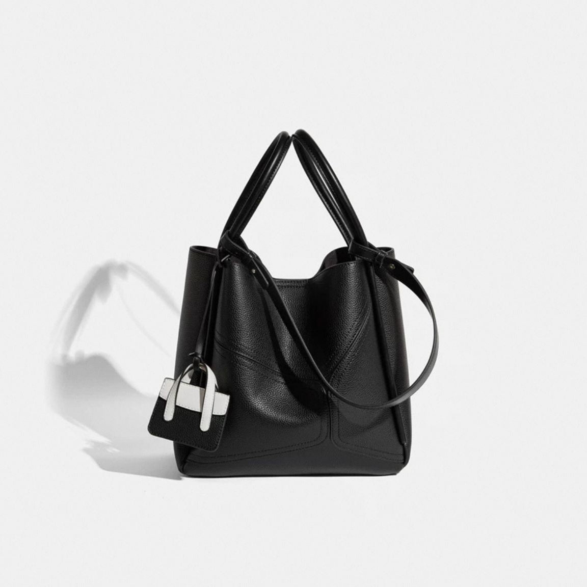 Estelle Tote black